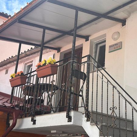 Apartma Mia Crni Kal Екстер'єр фото